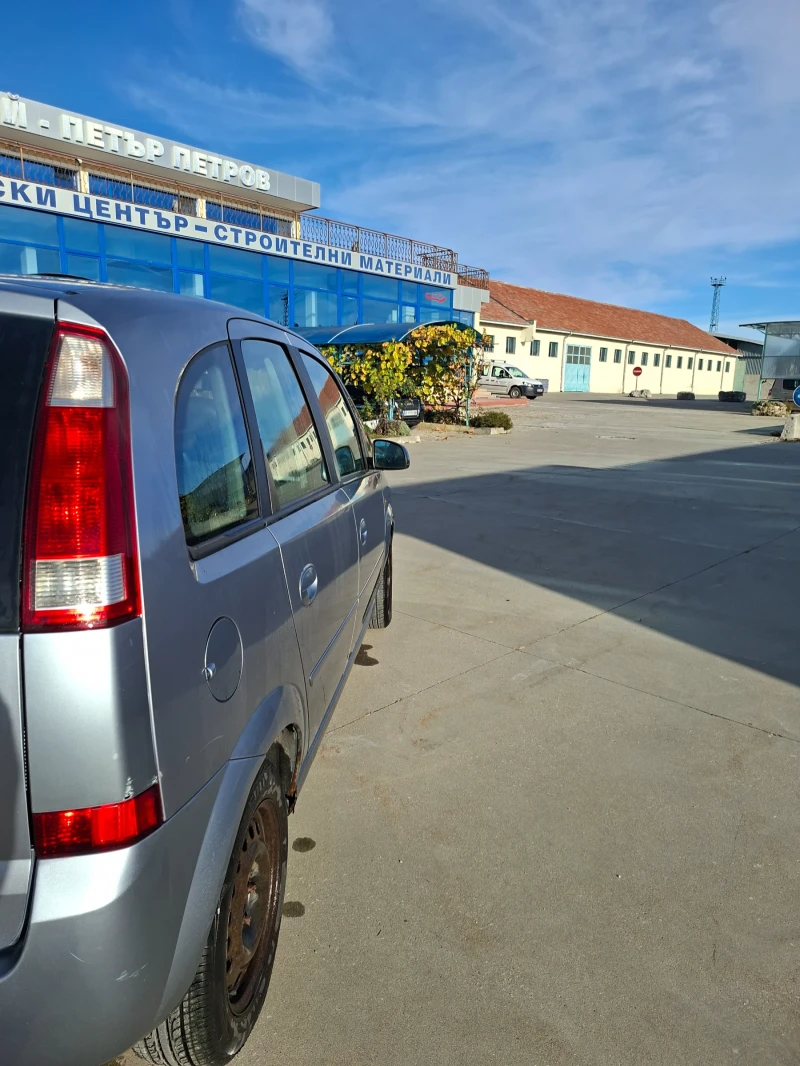 Opel Meriva, снимка 4 - Автомобили и джипове - 52268152