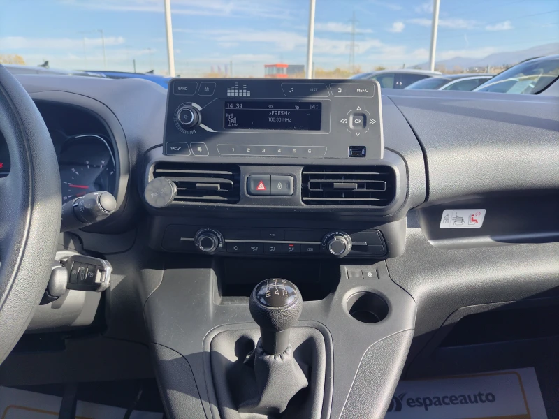 Toyota Proace City 1.5HDI/102к.с, снимка 11 - Автомобили и джипове - 52412290