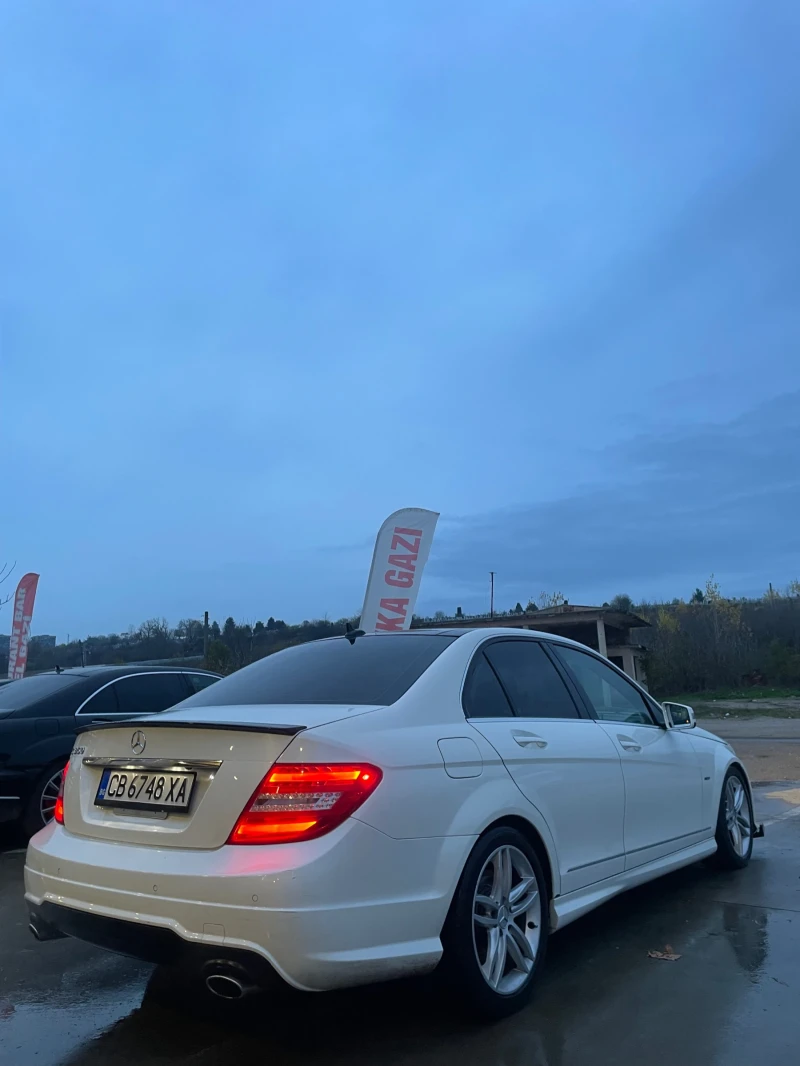 Mercedes-Benz C 350, снимка 6 - Автомобили и джипове - 52459569