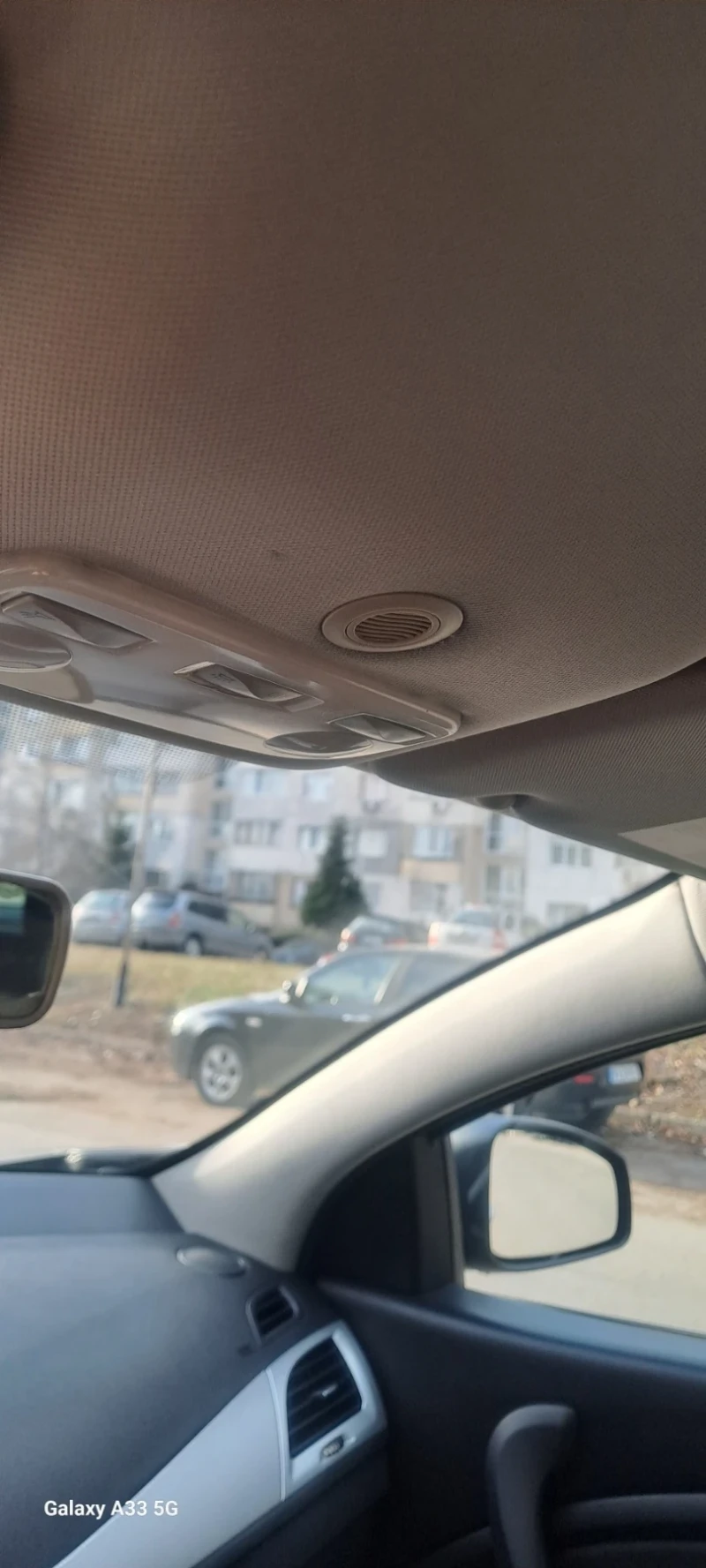 Renault Megane, снимка 13 - Автомобили и джипове - 52793294