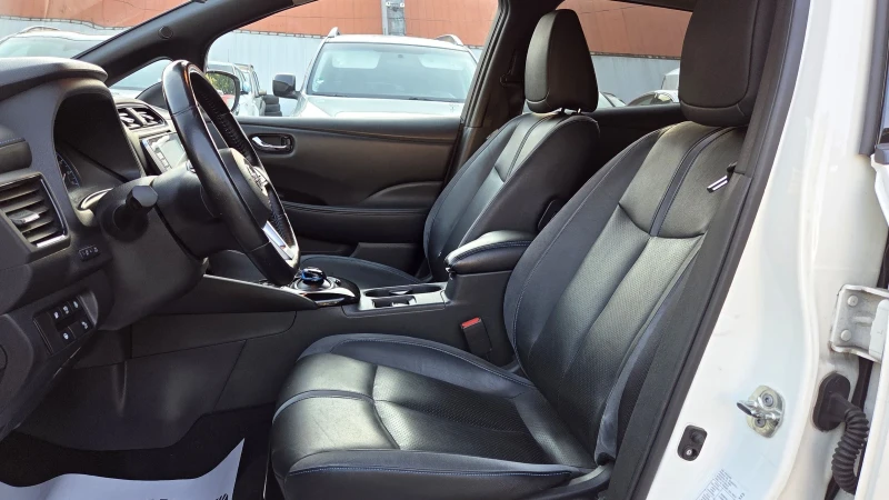 Nissan Leaf  12.2019/TEKNA/Заверена СЕРВИЗНА КНИЖКА, снимка 7 - Автомобили и джипове - 52878315