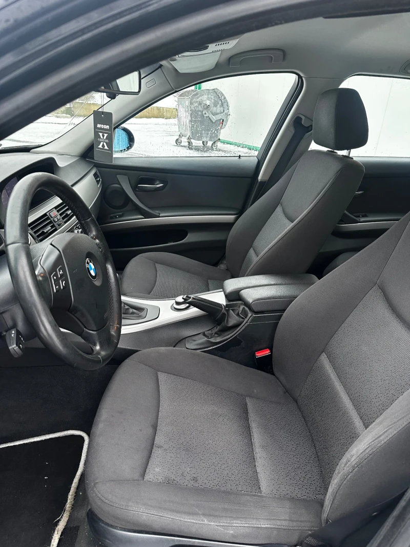 BMW 320 Е91..Автомат.Нов Внос.Навигация.Топ състояние, снимка 10 - Автомобили и джипове - 52900329