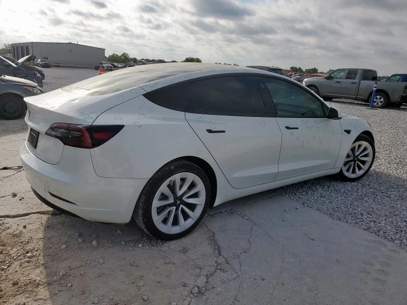 Tesla Model 3 Yes Rear-wheel drive - изображение 6