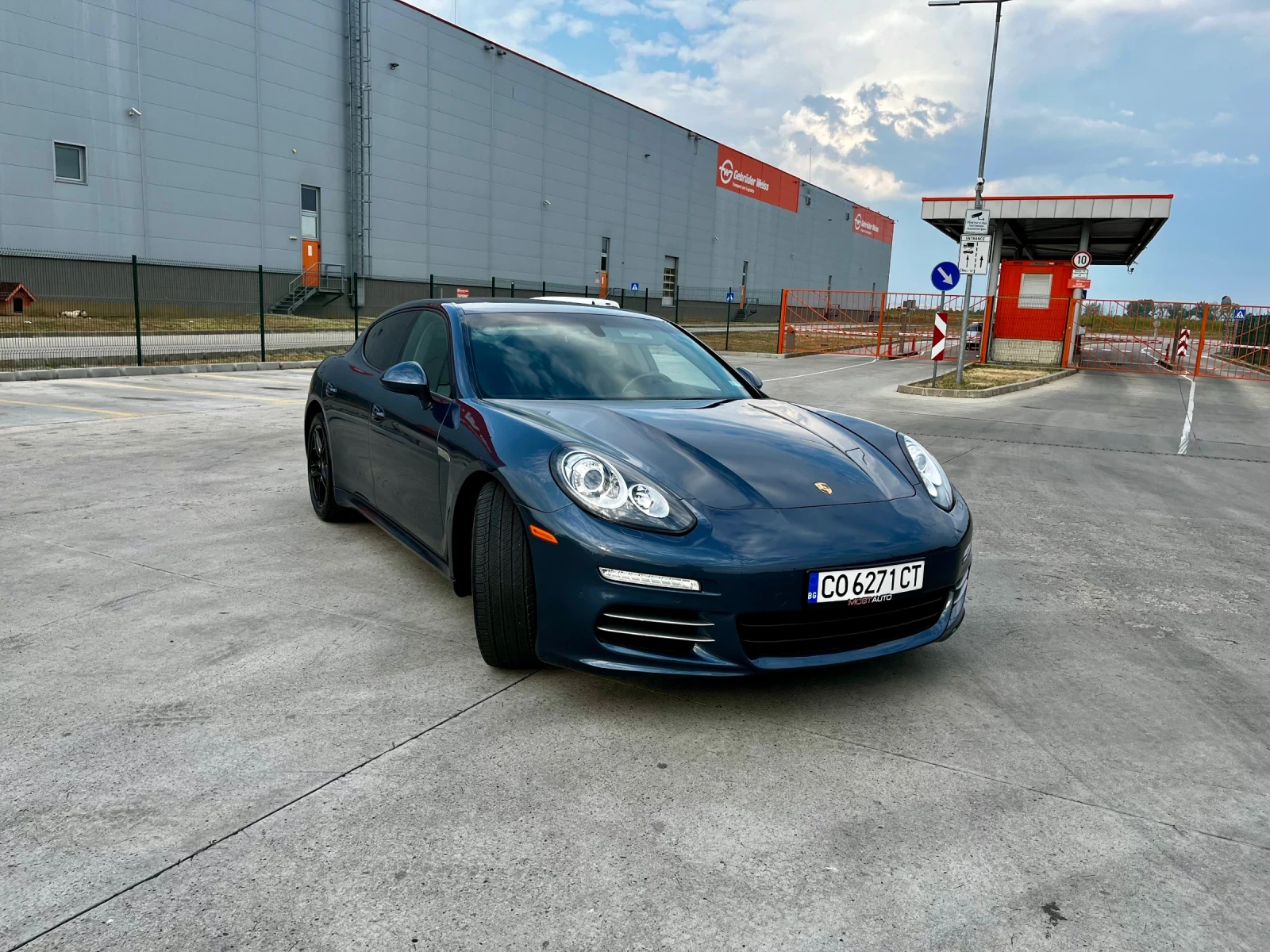 Porsche Panamera 3.6PDK/4x4/73000km - изображение 8