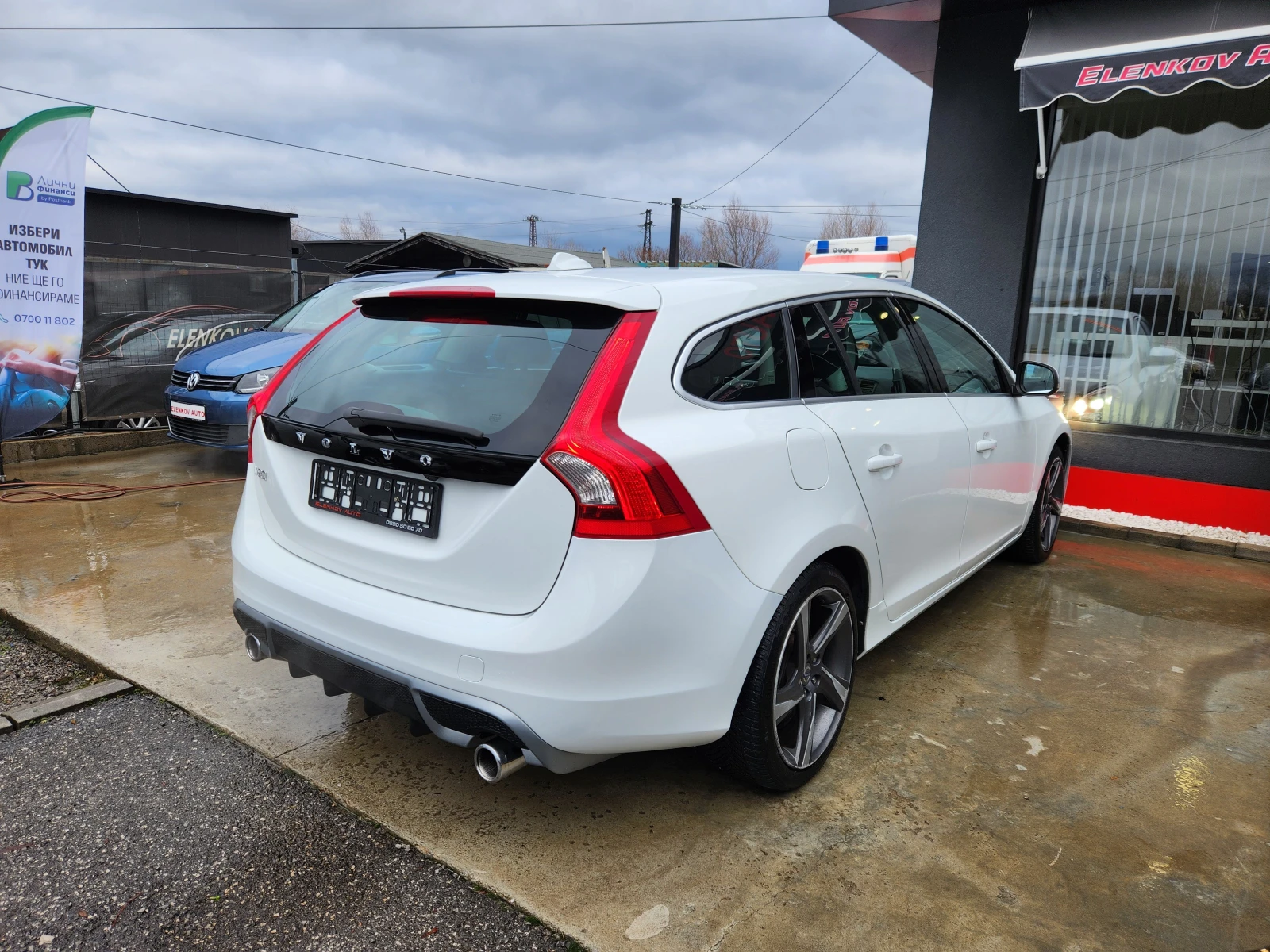 Volvo V60 R-design D4-1.6T-180к.с EURO 5-АВТОМАТИК-ШВЕЙЦАРИЯ - изображение 8