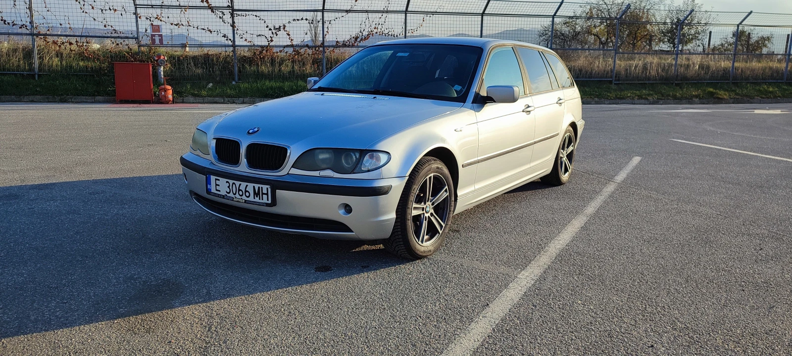 BMW 320  - изображение 8