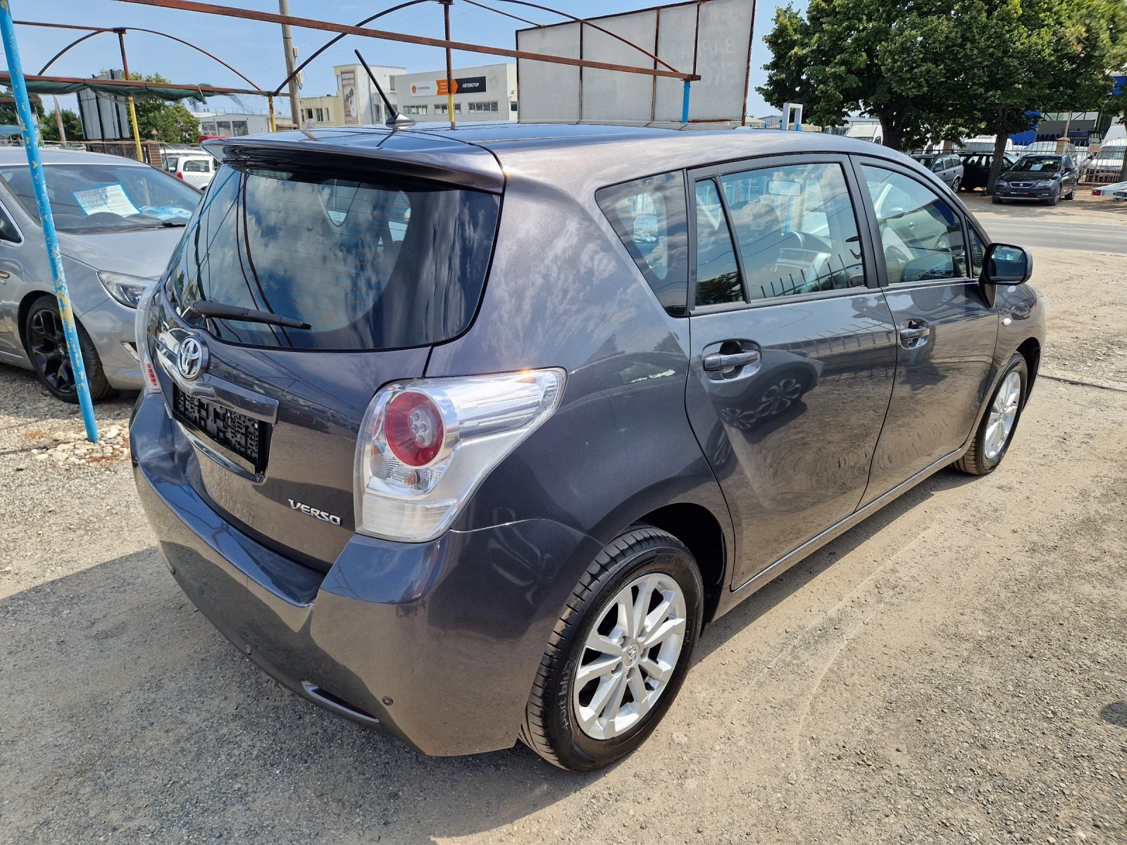 Toyota Verso 1.8VVT-i - изображение 3