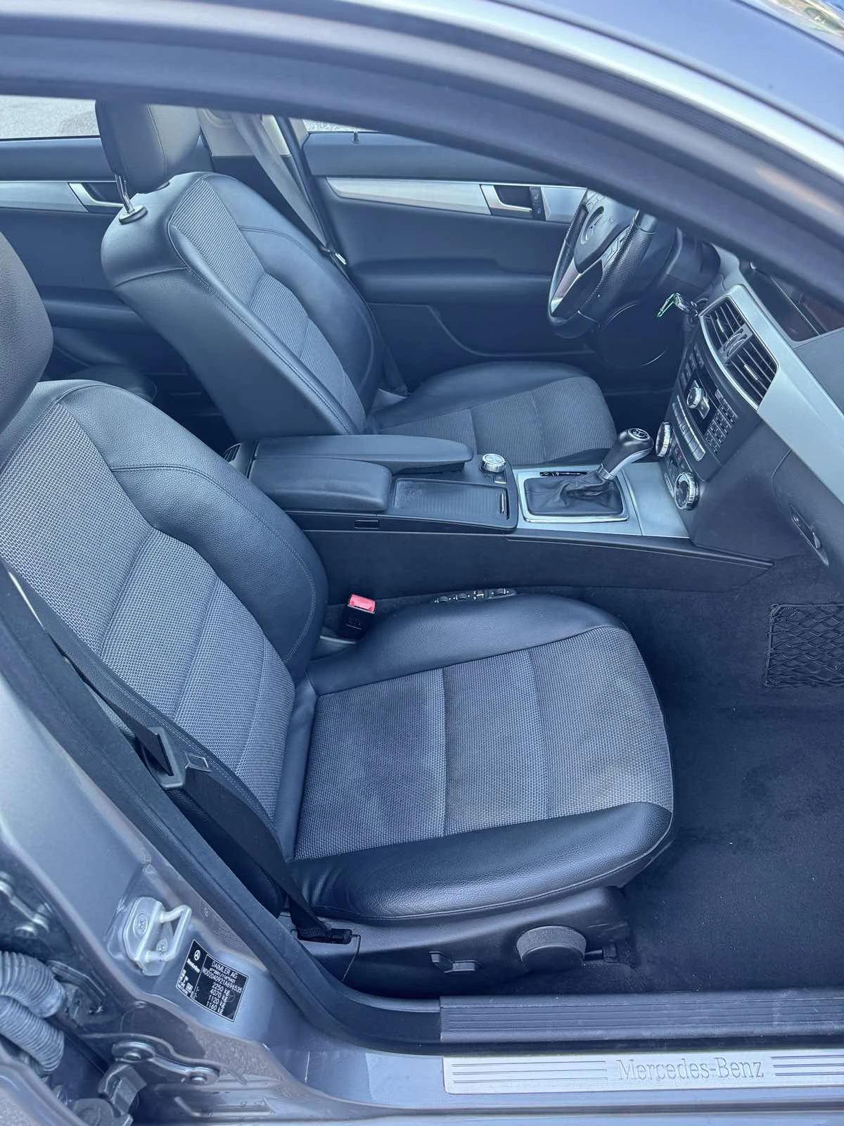 Mercedes-Benz C 300 3.0 TDI - изображение 10
