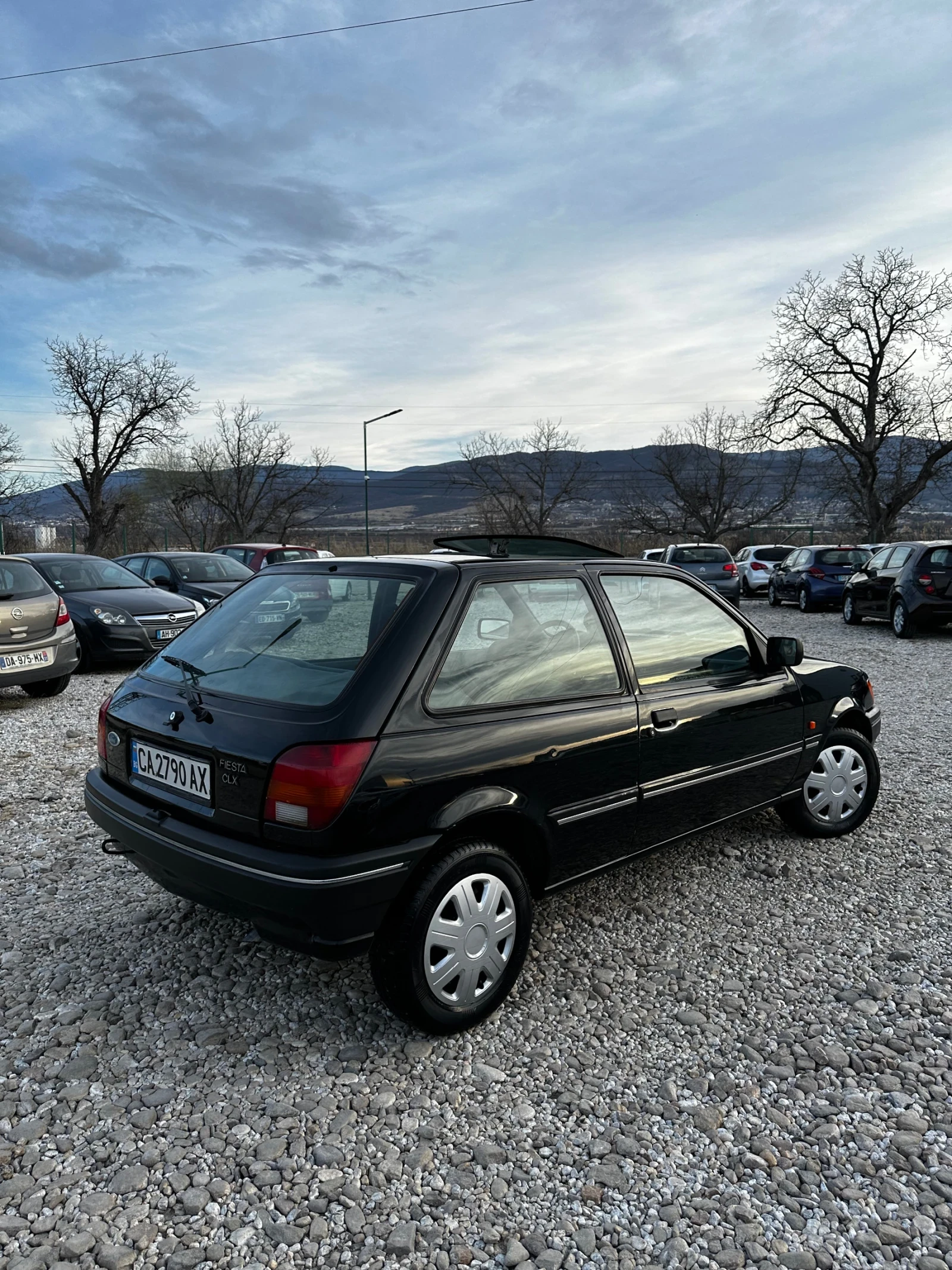 Ford Fiesta 1, 3 i - изображение 5