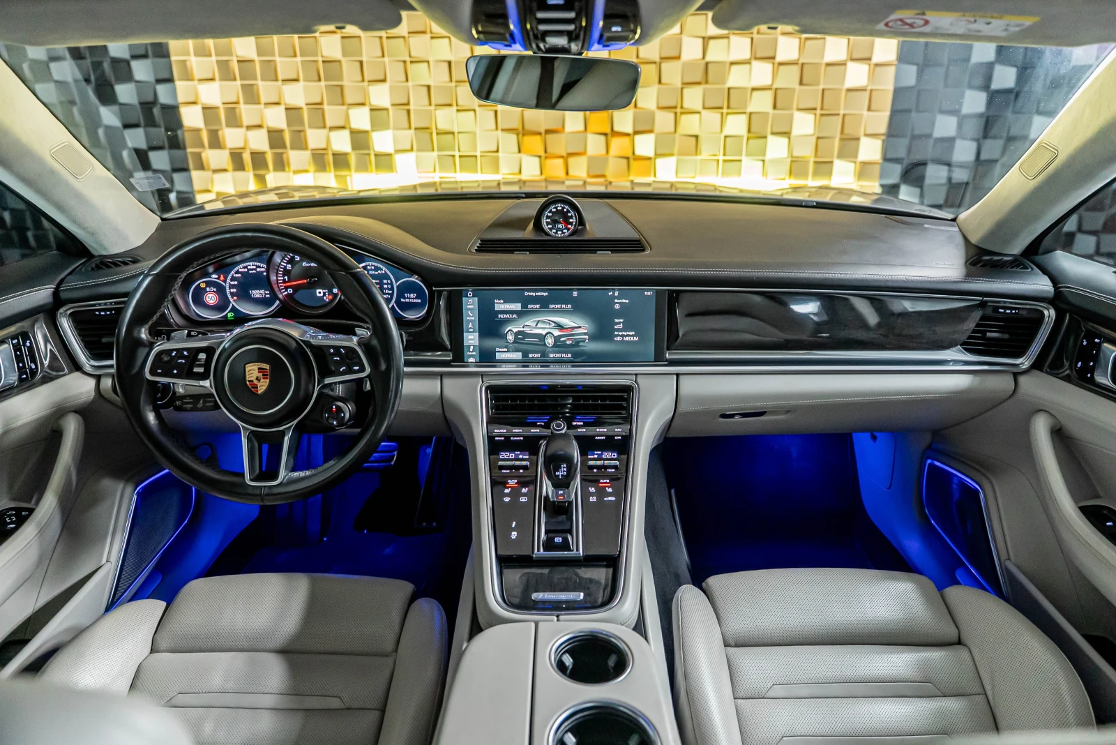 Porsche Panamera Turbo | Mobile.bg   15