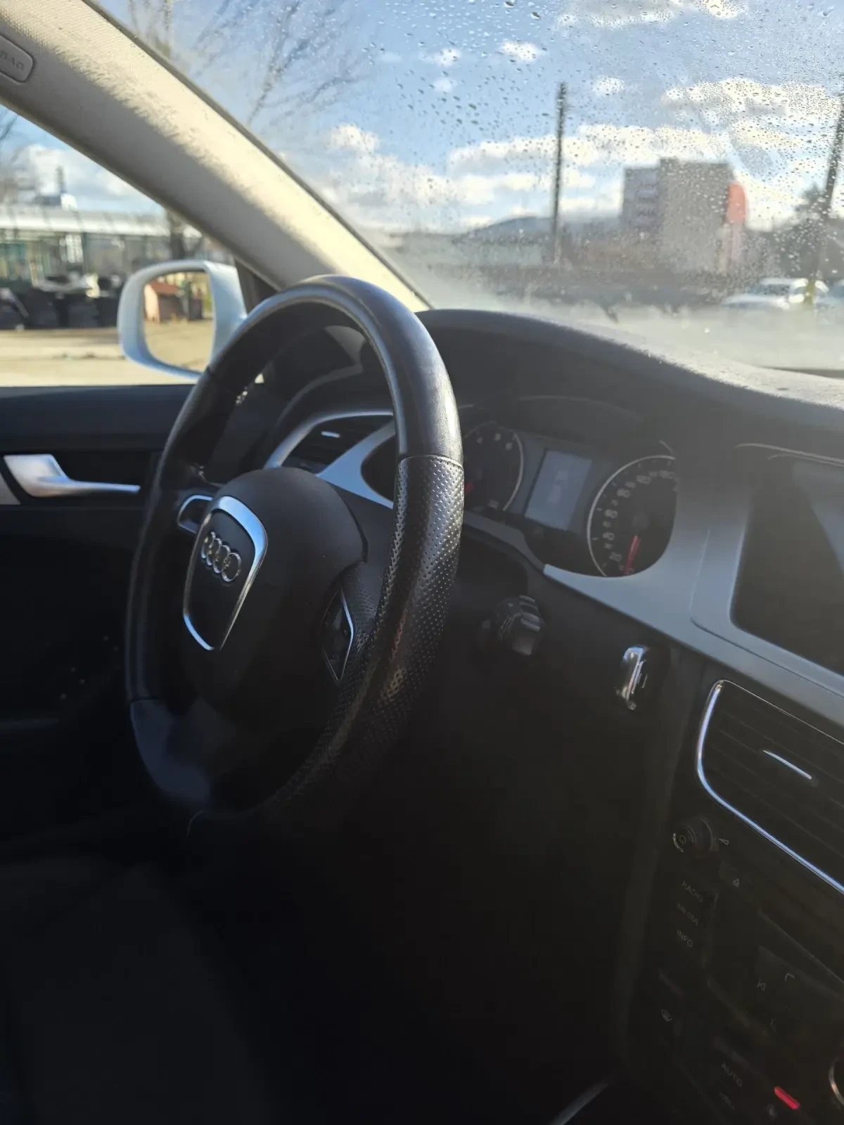 Audi A4 2.0i S-Line  TOP - изображение 8