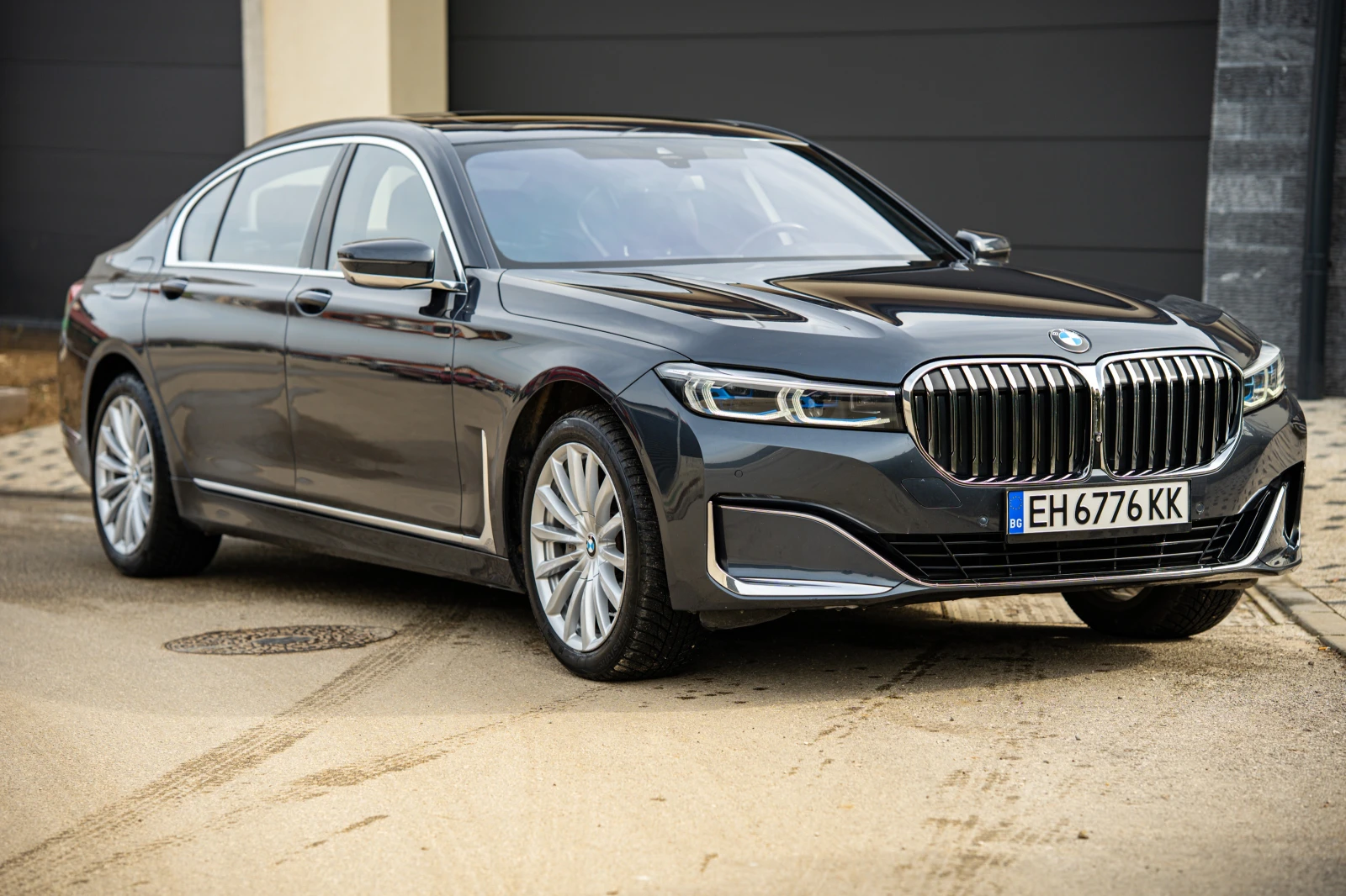 BMW 745 Le xDrive Pure Excellence Plug-In Hybrid - изображение 2