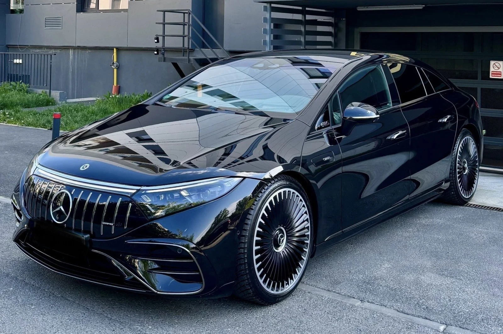 Mercedes-Benz EQS 4MATIC AMG 55000км