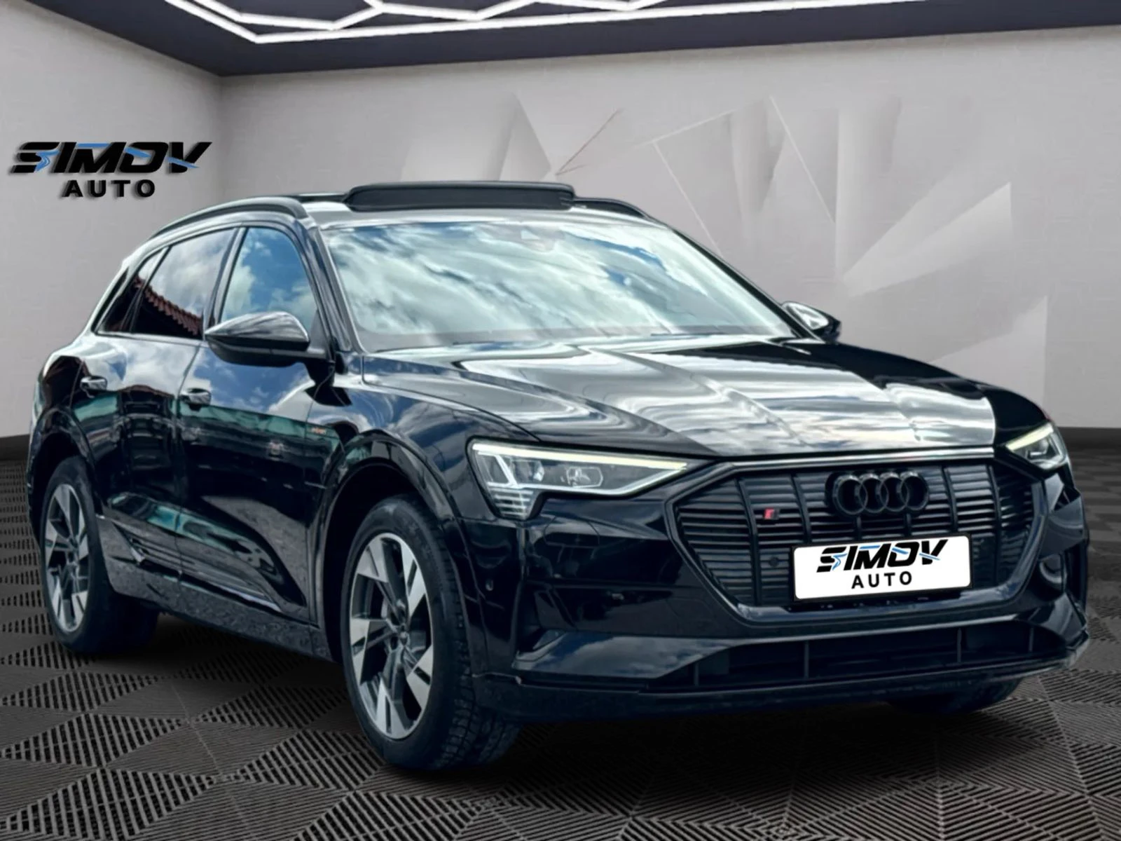 Audi E-Tron 55 S-LINE 95KWH 408КС. ПАНОРАМА КОЖА ПОДГРЕВ, снимка 3 - Автомобили и джипове - 54653084