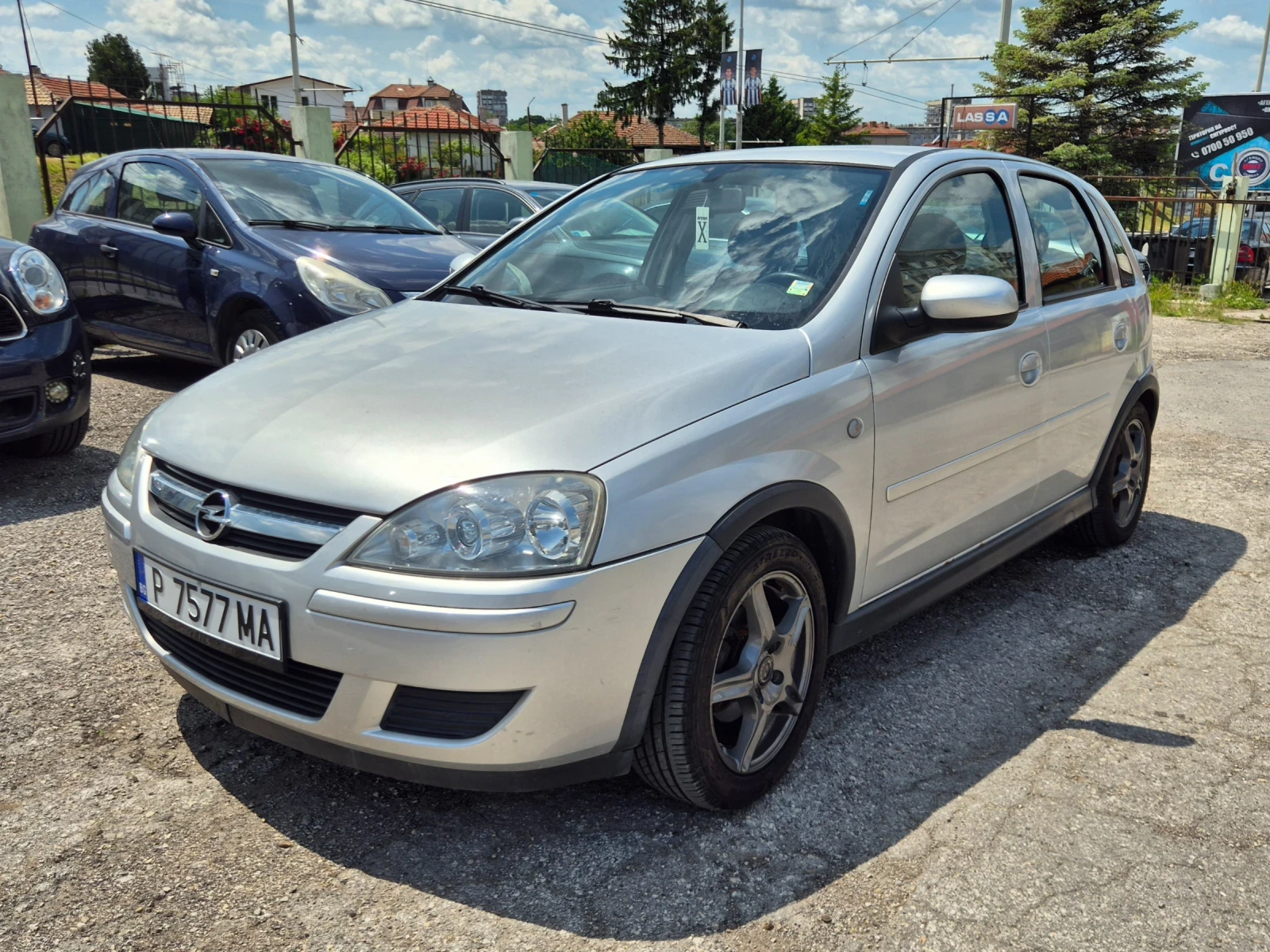Opel Corsa 1.2i* КЛИМА* ОБСЛУЖЕН!, снимка 2 - Автомобили и джипове - 54668014