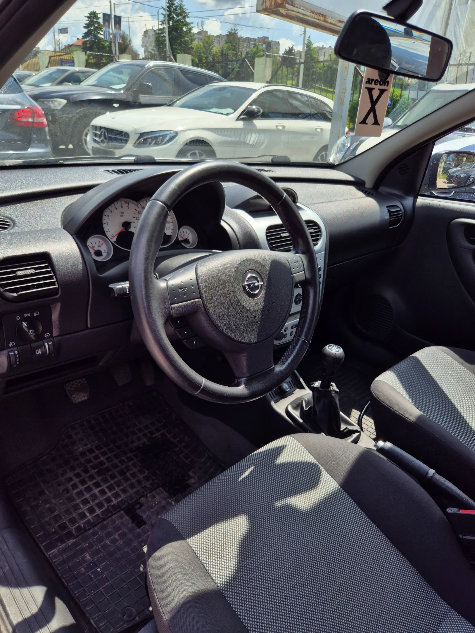 Opel Corsa 1.2i* КЛИМА* ОБСЛУЖЕН!, снимка 7 - Автомобили и джипове - 54668014