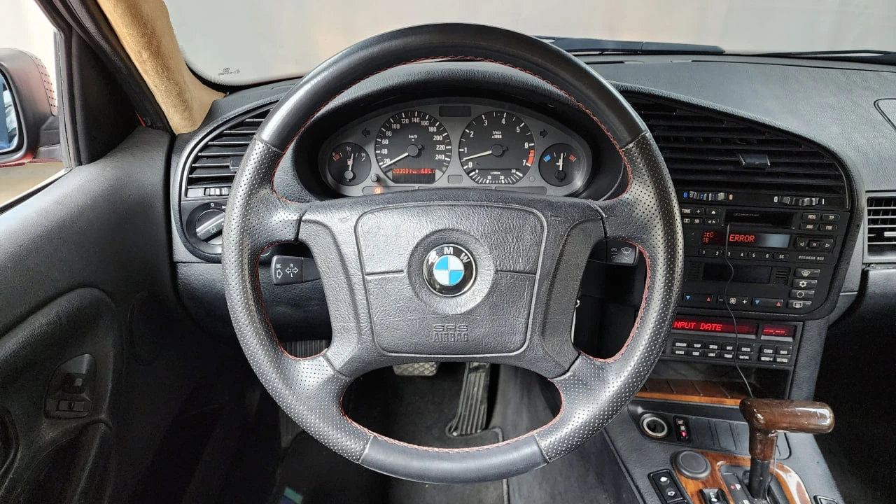 BMW 323, снимка 13 - Автомобили и джипове - 54701830