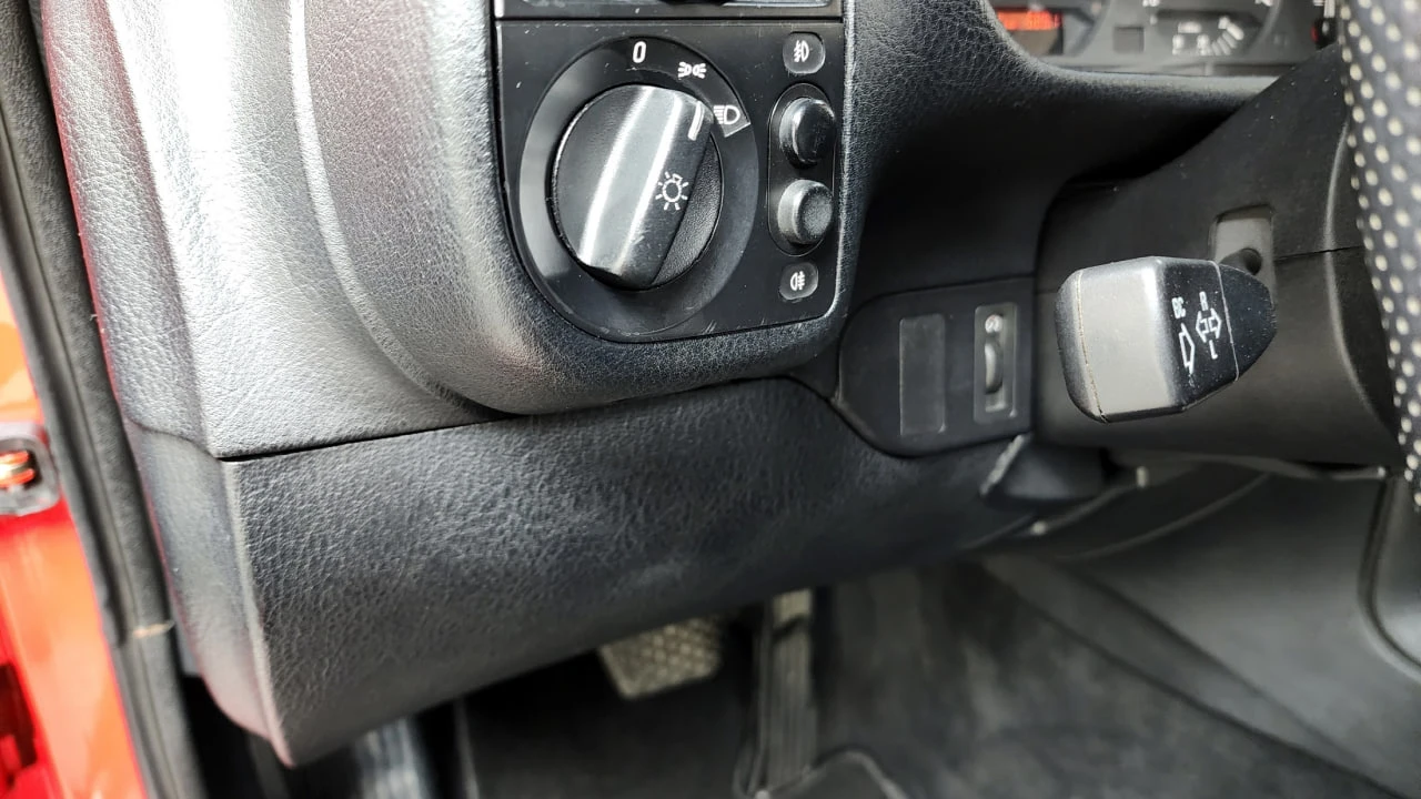 BMW 323, снимка 14 - Автомобили и джипове - 54701830