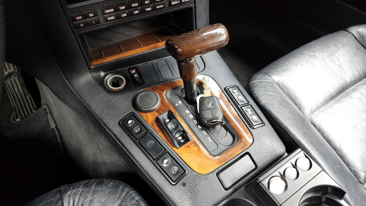 BMW 323, снимка 9 - Автомобили и джипове - 54701830