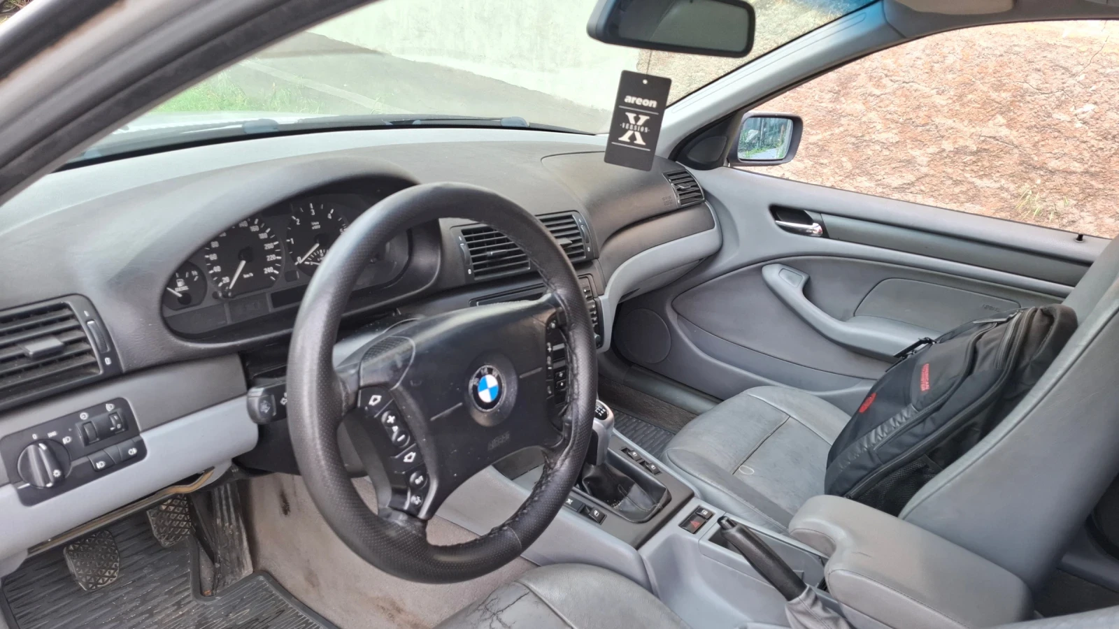 BMW 320 320d, снимка 15 - Автомобили и джипове - 54918012