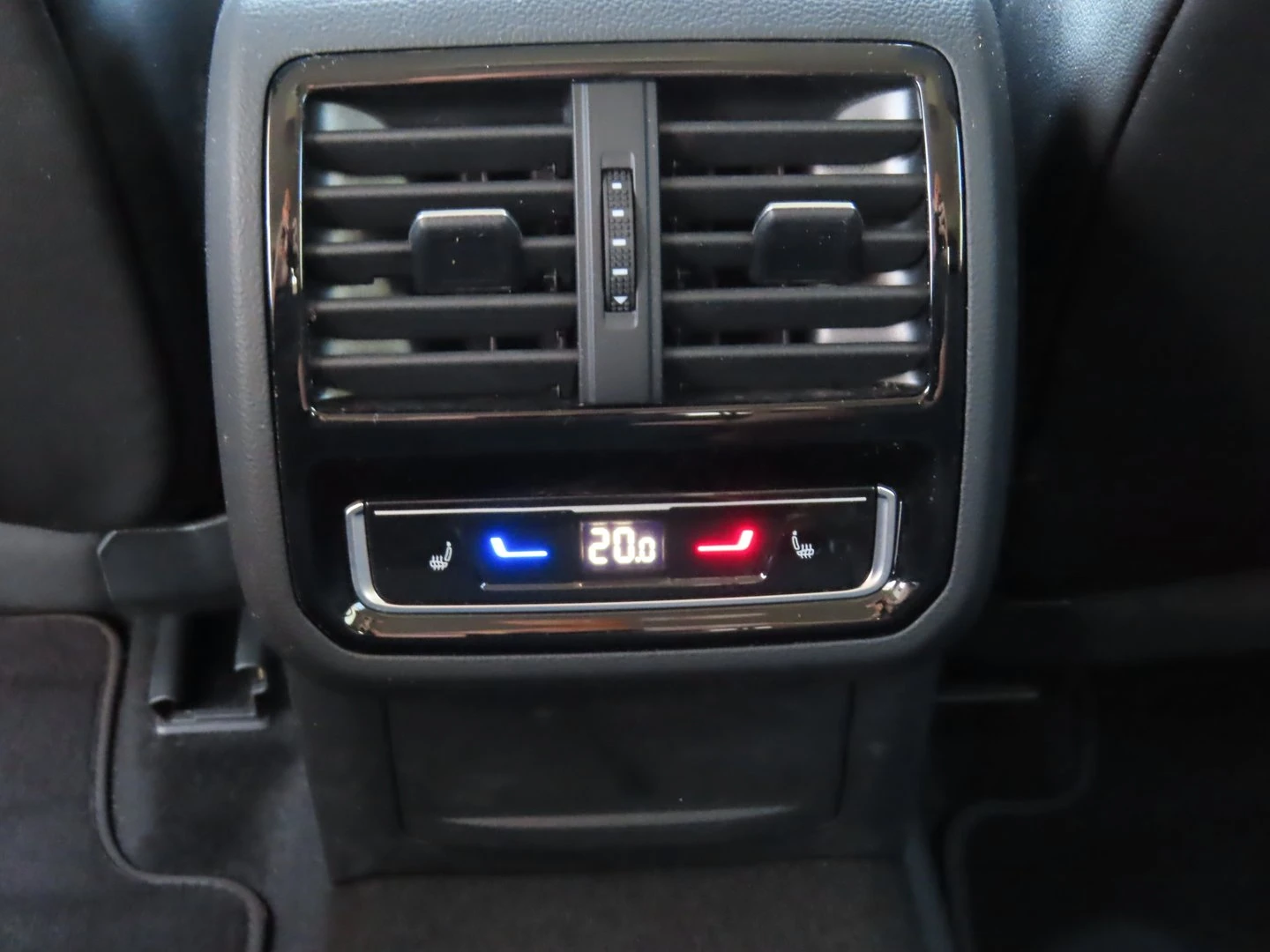 VW Arteon | Mobile.bg � ����������� 15