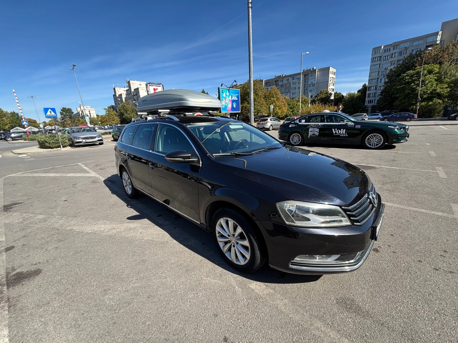 VW Passat Фабричен метан, снимка 14 - Автомобили и джипове - 56331929