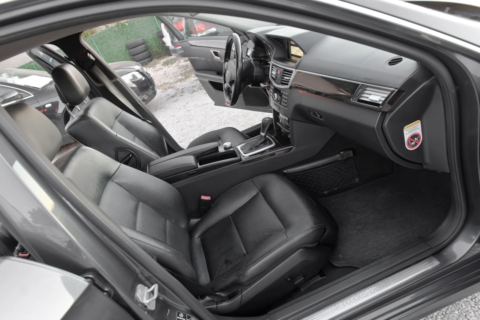 Mercedes-Benz E 220 Avangartde 170k.s | Mobile.bg � ����������� 9