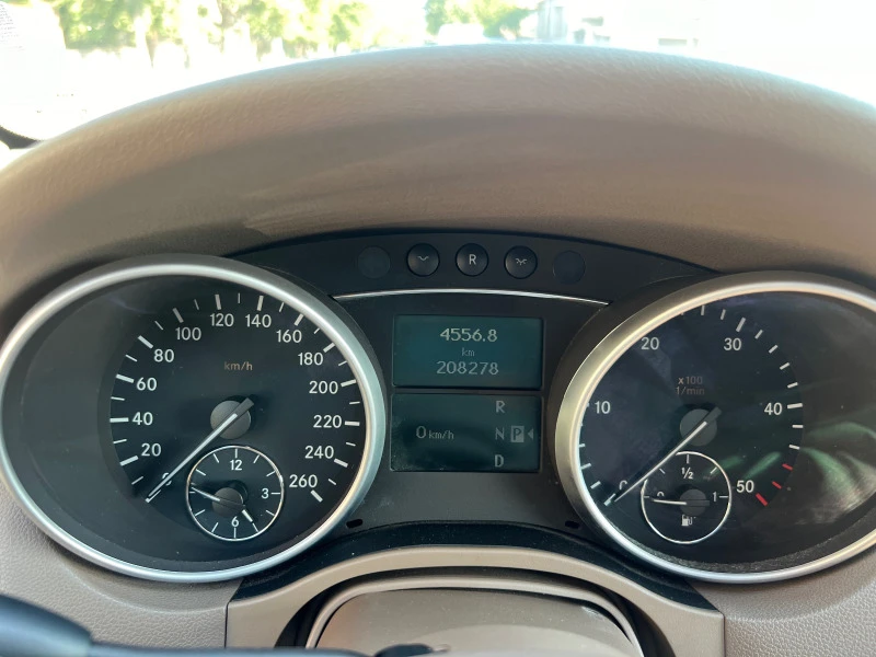 Mercedes-Benz ML 320 320CDI Има теглич , снимка 4 - Автомобили и джипове - 47621749