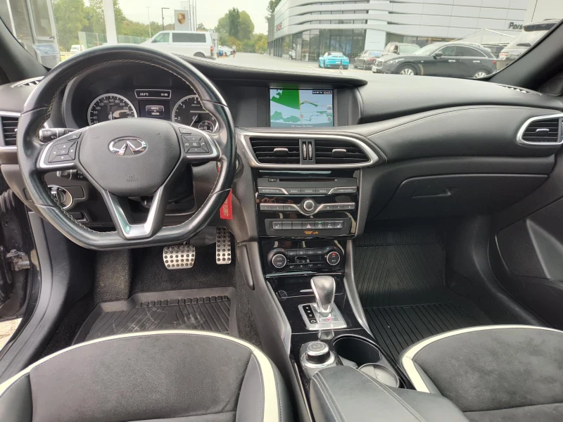 Infiniti Q30 S, снимка 8 - Автомобили и джипове - 47504096