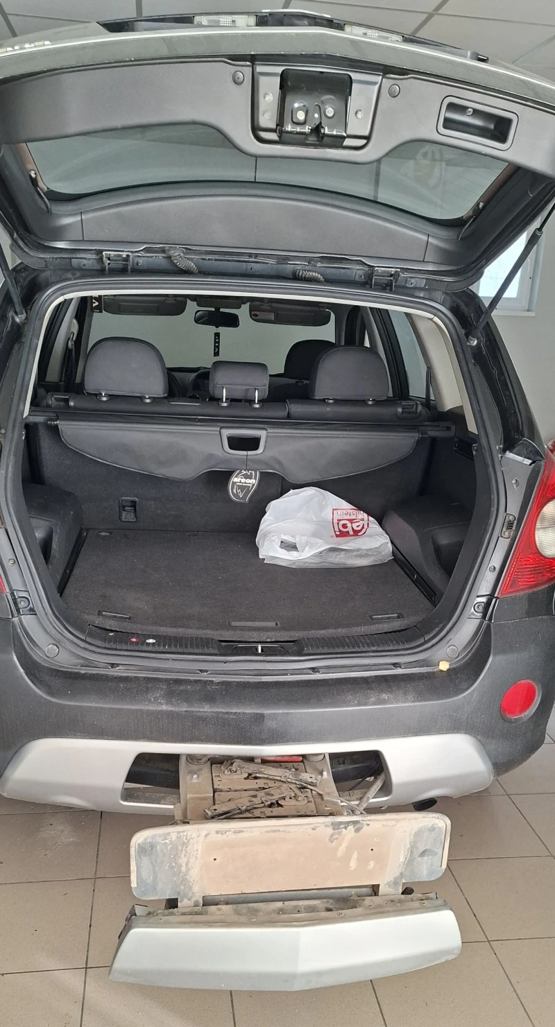 Opel Antara 2.0CDTI, снимка 16 - Автомобили и джипове - 52478922