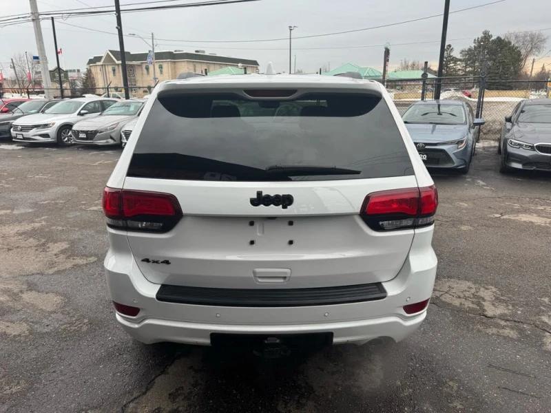 Jeep Grand cherokee Altitude ПОДГРЕВ* BLINDSPOT* CAM* KEYLESS* , снимка 2 - Автомобили и джипове - 52569639