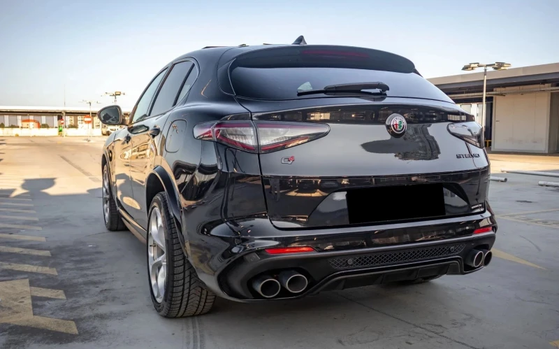 Alfa Romeo Stelvio 2.9 V6 AWD, снимка 2 - Автомобили и джипове - 53184996