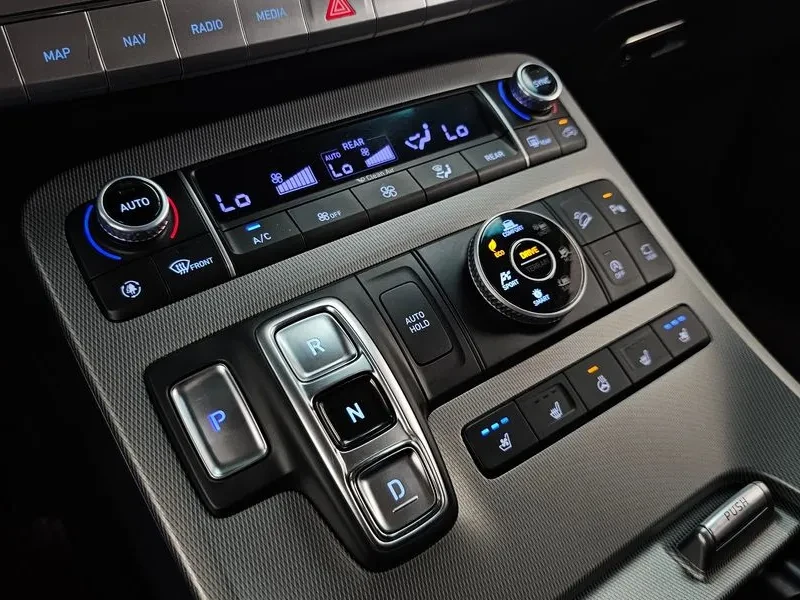 Hyundai Palisade 2.2 CRDI 4WD, снимка 9 - Автомобили и джипове - 54676733