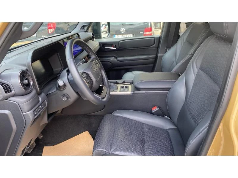 Toyota Land cruiser Luxury, снимка 12 - Автомобили и джипове - 54890081