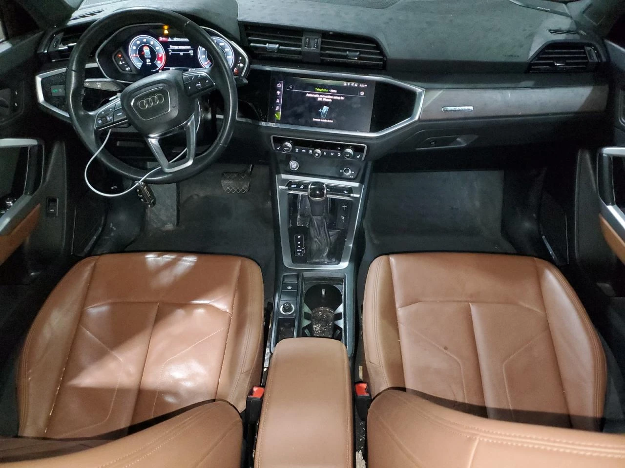Audi Q3 2.0T* PREMIUM* PLUS* ДИГИТАЛНО* ТАБЛО* 360КАМЕРА*  - изображение 8