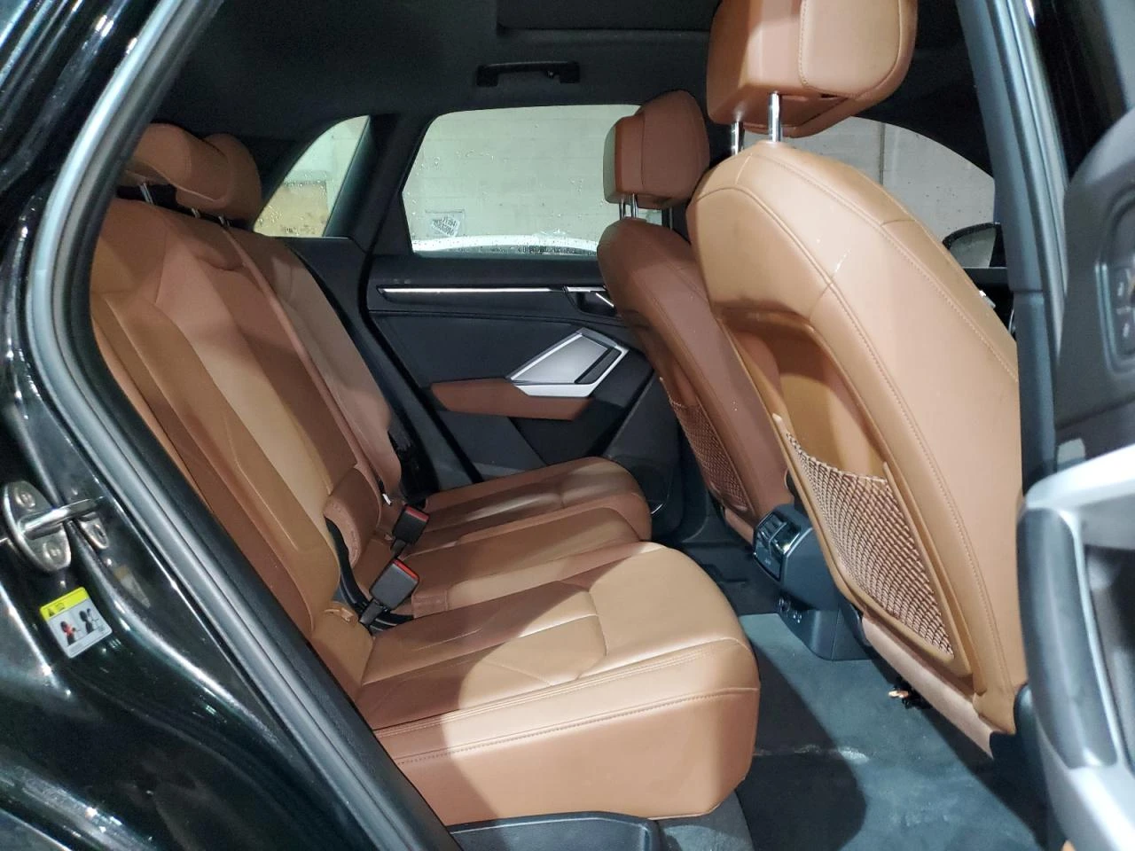 Audi Q3 2.0T* PREMIUM* PLUS* ДИГИТАЛНО* ТАБЛО* 360КАМЕРА*  - изображение 10