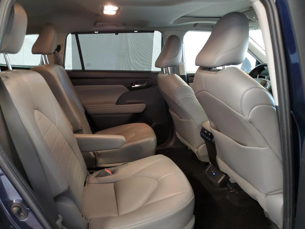 Toyota Highlander XLE КРАЙНА ЦЕНА ДО БЪЛГАРИЯ - изображение 10
