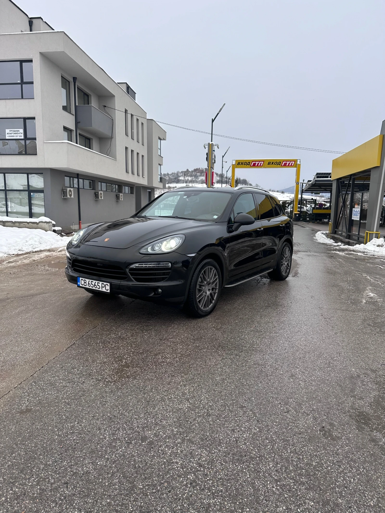 Porsche Cayenne 4.2 - изображение 4