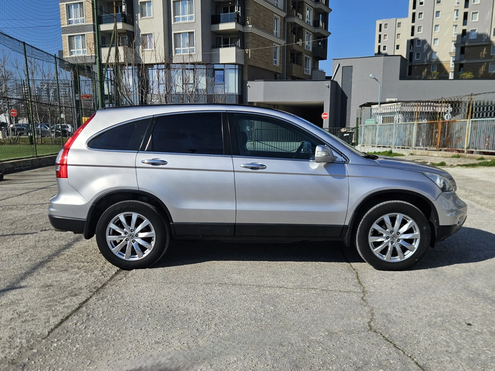 Honda Cr-v 2.0i-VTEC 4x4 Facelift TUV 2027г. Alcantara Euro 5, снимка 4 - Автомобили и джипове - 53731060
