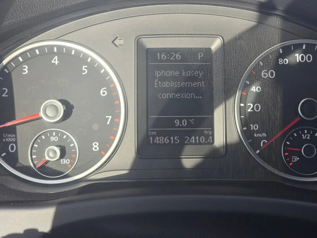 VW Tiguan Highline* 4Motion* АвтоКредит* (ЦЕНА ДО БГ), снимка 13 - Автомобили и джипове - 54137979