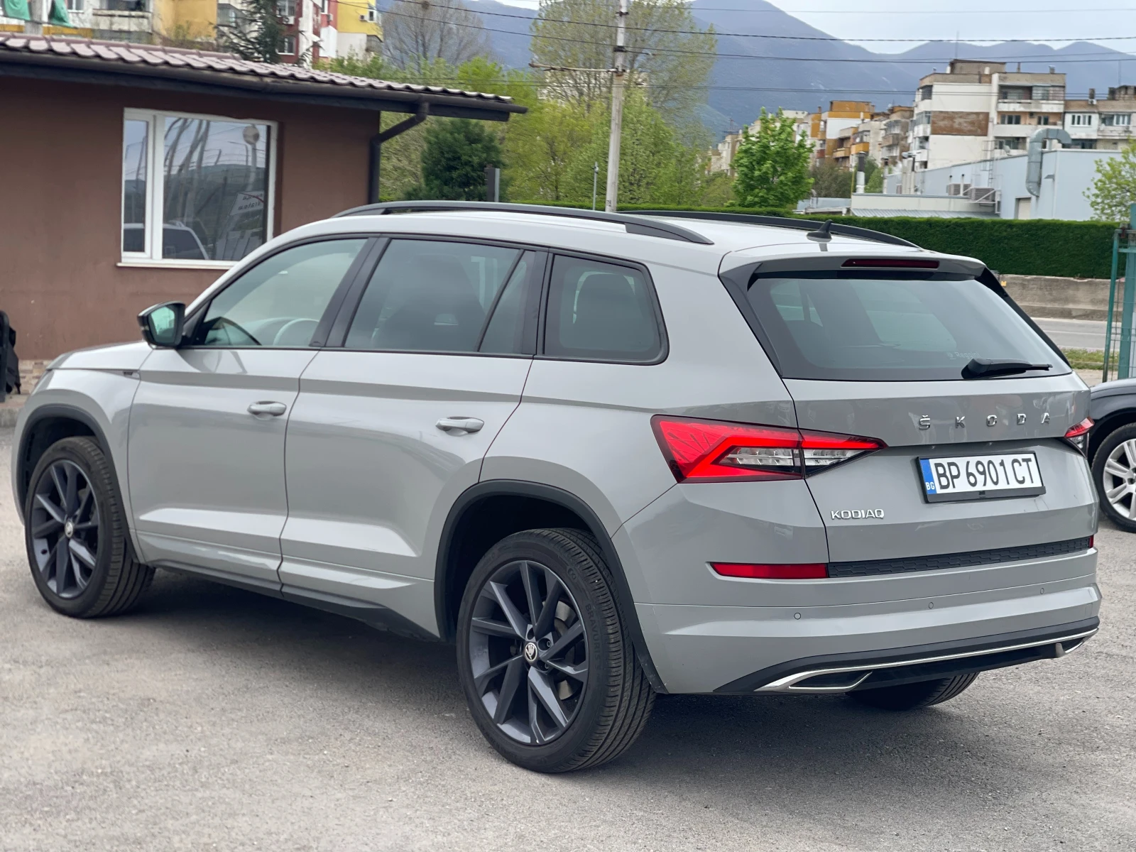 Skoda Kodiaq 2.0TDi, снимка 3 - Автомобили и джипове - 54308894