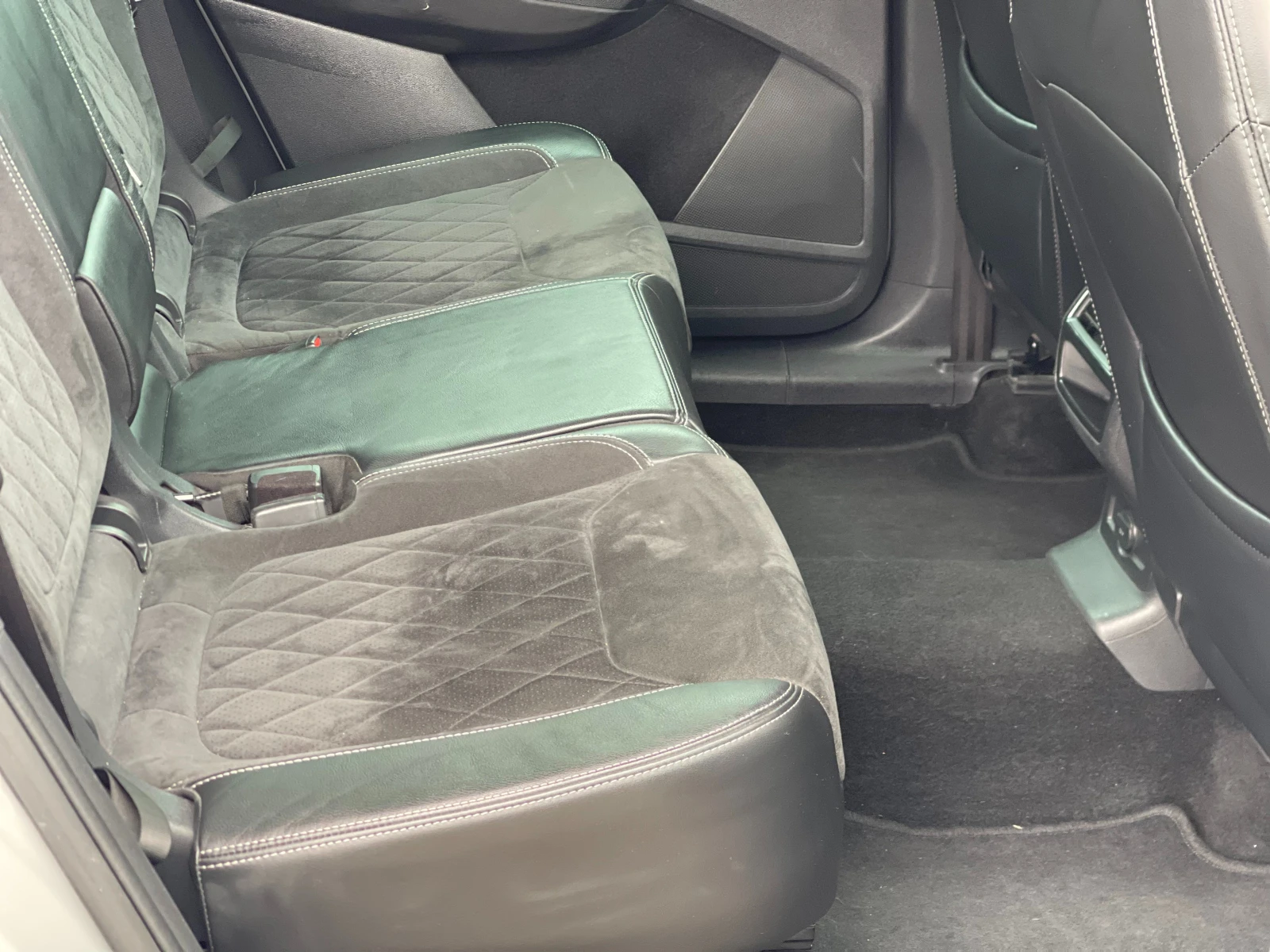 Skoda Kodiaq 2.0TDi, снимка 9 - Автомобили и джипове - 54308894