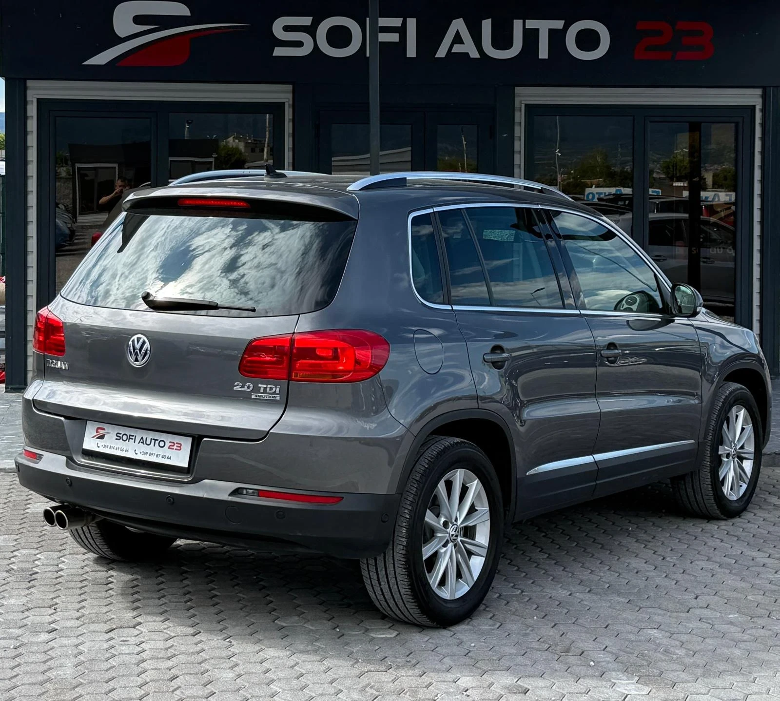 VW Tiguan 4motion Automatic, снимка 6 - Автомобили и джипове - 54933214