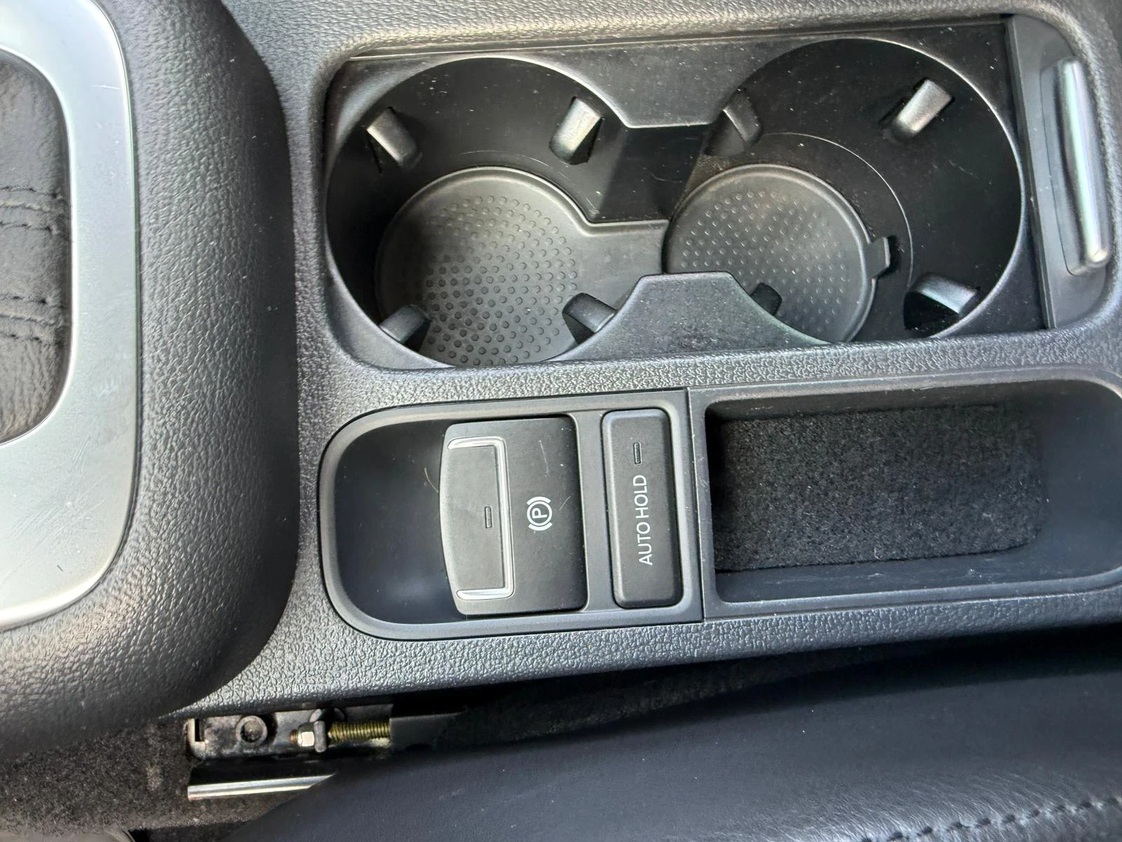 VW Tiguan 4motion Automatic, снимка 11 - Автомобили и джипове - 54933214