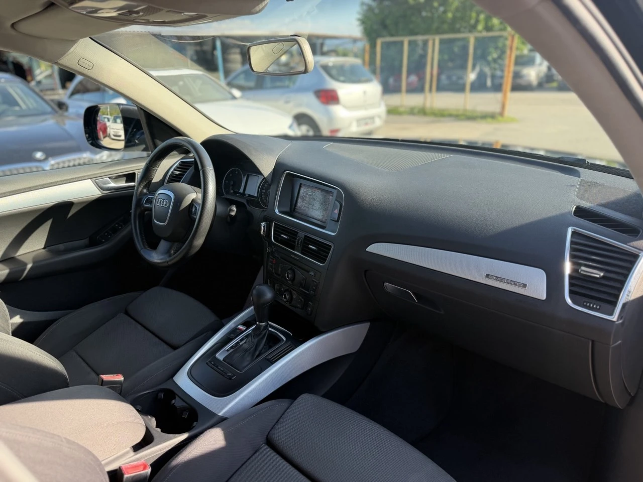 Audi Q5 2.0TDI QUATTRO AUTOMATIC, снимка 15 - Автомобили и джипове - 54982927