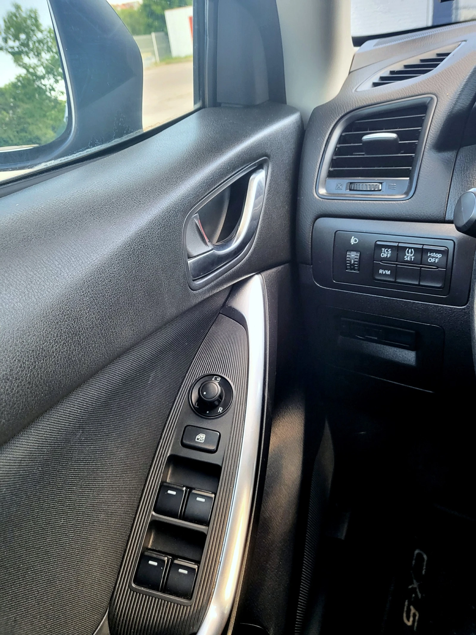 Mazda CX-5 2.2 SKYACTIV  , снимка 15 - Автомобили и джипове - 55052389