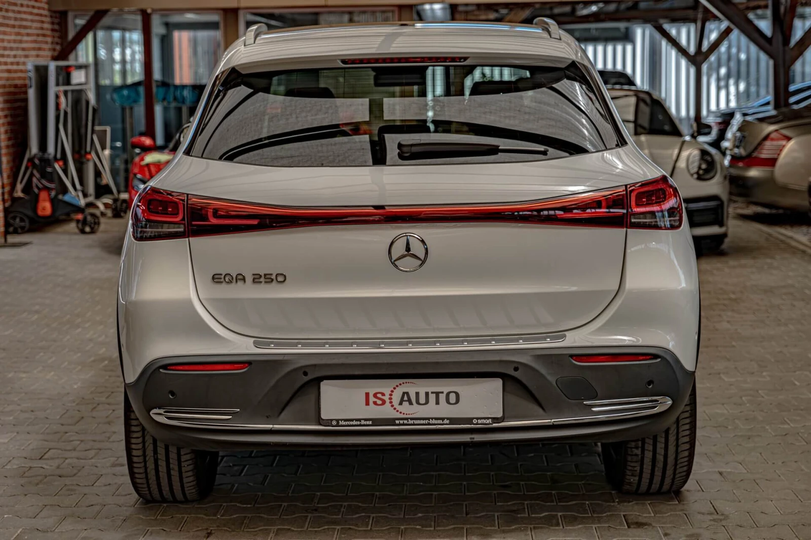 Mercedes-Benz EQA 250/Burmester/������ 360/Lane Assist/Blind Assist/ | Mobile.bg � ����������� 4