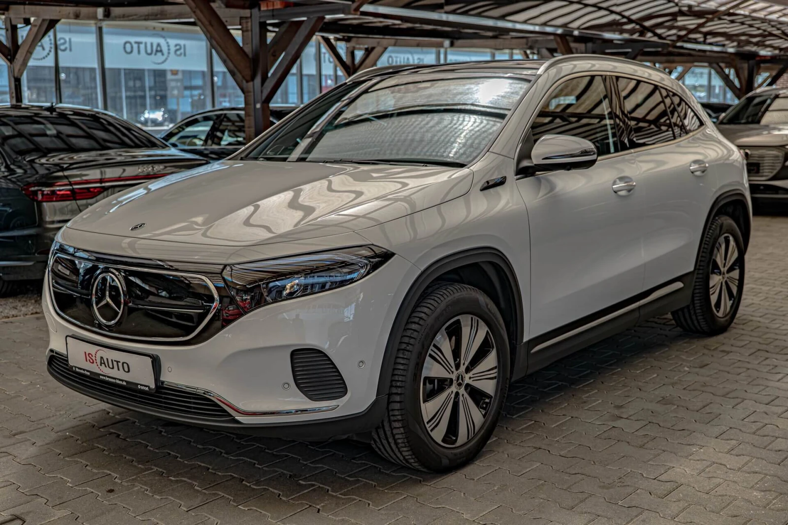 Mercedes-Benz EQA 250/Burmester/������ 360/Lane Assist/Blind Assist/ | Mobile.bg � ����������� 3