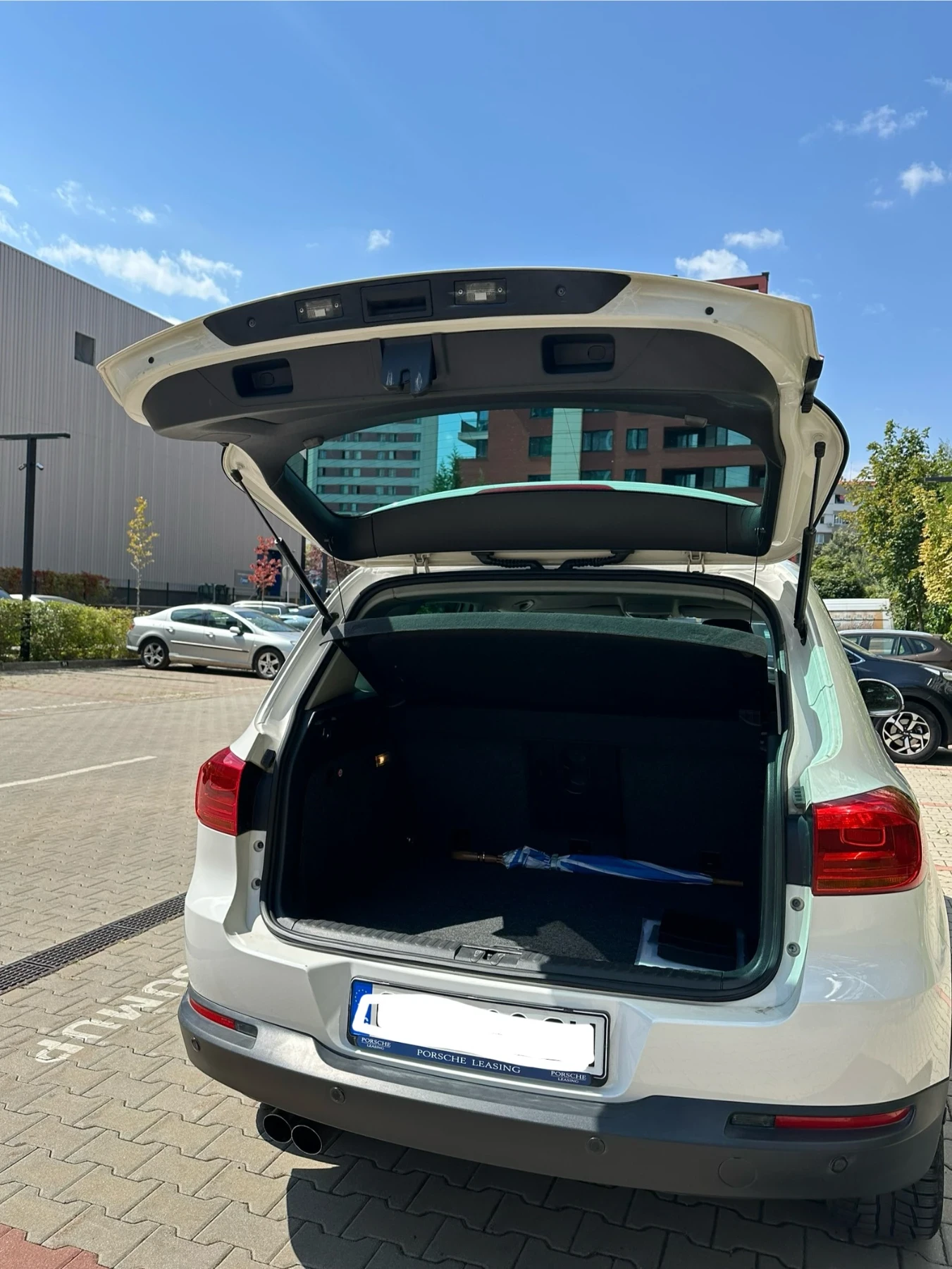 VW Tiguan Comfortline, снимка 7 - Автомобили и джипове - 55846062