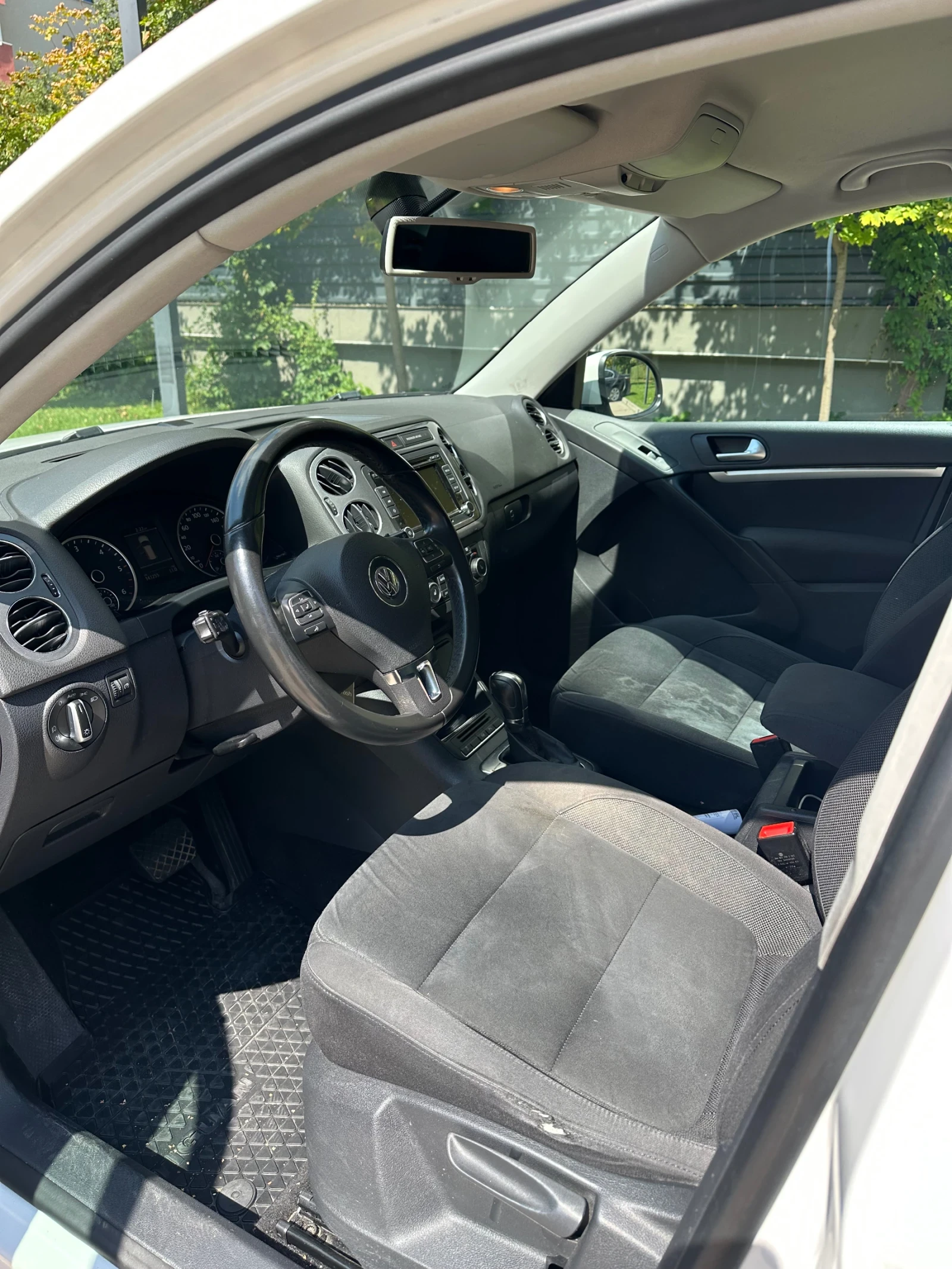 VW Tiguan Comfortline, снимка 10 - Автомобили и джипове - 55846062